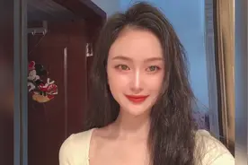 一招教你要空乘小姐姐的联系方式视频封面