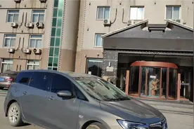 大连解封后游泳馆开放了，停业一个多月，今天首开视频封面
