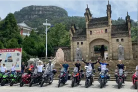 武汉摩友日常跑山之红安县天台山