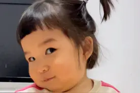 哈哈哈，她把薯条插到鼻孔里又拿出来吃了……视频封面