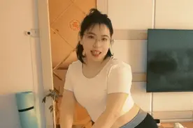 我要赚钱钱，暴富富，变美变瘦变酷酷，我要钱多多，我要买车车！