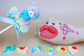 二次元美食，姐姐给我买了漂亮的小熊棒棒糖、海星橡皮糖视频封面
