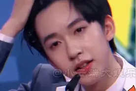 时代少年团全员温柔时有多撩人？宋亚轩微笑迷人，丁程鑫宠溺摸头视频封面