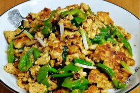 豆腐和香菇这样做，鲜香入味又营养，开胃又下饭，低脂少油更健康视频封面