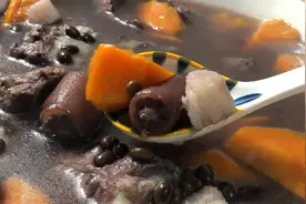 女人脸色蜡黄没精神，多做这道猪尾山药汤喝，常喝面色红润有光泽视频封面