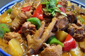 厨师长教你土豆炖鸡的家常做法，步骤详细，鲜嫩不柴下酒又下饭视频封面