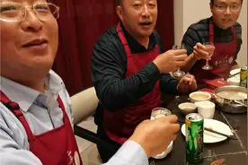 山东人喝酒规矩有多少？这回是真的见识了！你敢去山东做客吗？视频封面