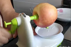 每天午后吃一个苹果，对心脏血管大脑好处多多。视频封面