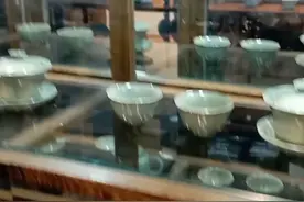 周总理曾经说过，汝瓷是国家级艺术，天青色等烟雨，天青是指汝瓷视频封面