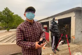 大铁锤牢改回来了，他说进去21天瘦了20斤，天天吃水煮白菜太苦了视频封面
