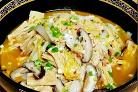 香菇腐竹超下饭的做法，营养助消化，汤汁鲜美又开胃，家人都喜欢视频封面