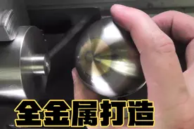外国桌球牛人纯手工打造全金属8号球视频封面