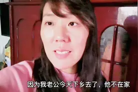 从外面回来家里空无一人，门全部被打开，出门的时候我锁了门的！
