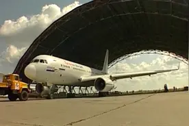图波列夫Tu-204-300中远程飞机广告片视频封面