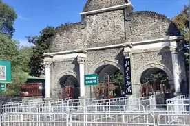 带你们参观一下目前亚洲最大 中国最早的动物园 ！北京动物园！视频封面