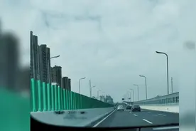 淄博快速路🔜第一次上，由柳泉路上一路向西到海月龙宫。视频封面