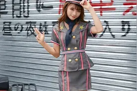 日本女警美丽时刻视频封面