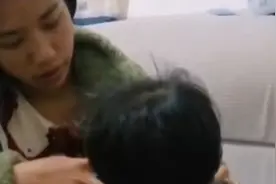 给孩子揪痧视频封面