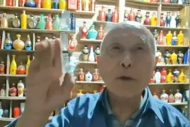 山西86岁老人11年收藏酒瓶过万个，家中建起博物馆视频封面