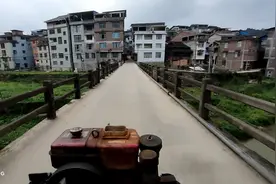 今天我们去吃螺狮粉 单缸柴油机四不像小四轮改装视频封面
