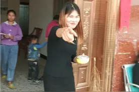 玉林最漂亮 也是最凶的女孩视频封面