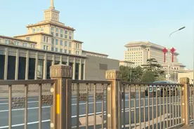 途经代表驻地～京西宾馆 军事博物馆 八一大楼视频封面
