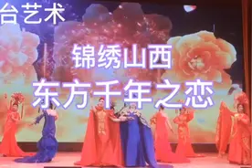 唐装汉服是文化自信的审美复苏，男士儒雅俊朗，女士雍容华贵。视频封面