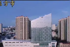 航拍海南省万宁市∨S东方市，一个像小县城，一个像小乡镇视频封面