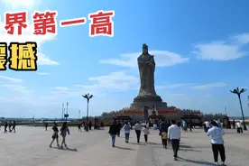 天津有座14层楼高妈祖神像，距市中心70多公里，世界第一名不虚传