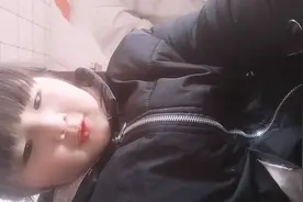 和闺蜜一起打牌视频封面