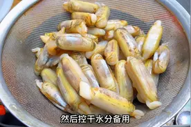 炒蛏子非常简单，但多数人炒不好！大厨教你正确做法，鲜嫩入味视频封面