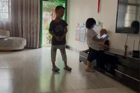 不爱在自己家待的小朋友，就想出来玩视频封面