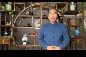 河南商丘交通执法人员索要香烟未果，上门打人？视频封面