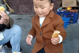 自己打个豆浆喝喝吧，但是为啥那么多泡泡呢！！视频封面