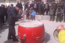 80岁老人生前打鼓的场景，来自陕西关中地区视频封面