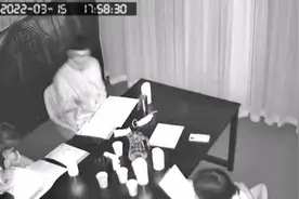 剧本杀恐怖本😱场面一度混乱，被吓到大哭，dm都无语了😅胆小勿入视频封面