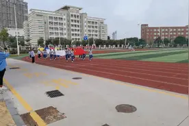 石狮市第七实验小学首届田径运动会入场式！视频封面
