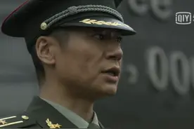 重温入伍誓词  泪奔视频封面
