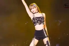 #Lisa 人间芭比舞蹈合集“踩点超燃”“超飒”惊艳所有人视频封面