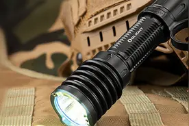美国警察都在用！傲雷olight武士x3强劲手电体验视频封面