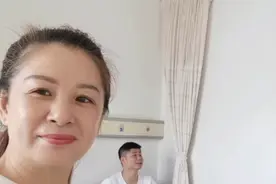 陪儿子住院的第二天，从急救室转到普通病房，两天后动手术视频封面