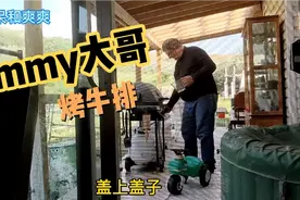 加拿大老外烤牛排做沙拉，礼拜日全家去教堂做礼拜，平凡祥和视频封面
