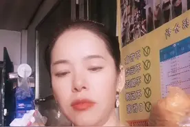 每天早上吃根蓝莓果冻排毒养颜视频封面