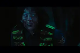 主角无助想自杀的时候，一个女孩出现，给了他活下去的希望！视频封面