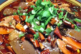 厨师长教你毛血旺的家常做法，步骤详细，麻辣鲜香下酒又下饭视频封面