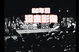 原来斯诺克第一个左右开弓的人不是奥沙利文，60年前的珍贵影像！