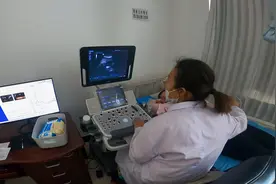 陪媳妇做产检顺边问了一嘴男孩女孩，没想到还说了：男孩女孩都行视频封面