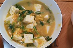 南瓜豆腐汤，孩子特别喜欢吃视频封面