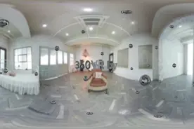[360°全景VR]美女和你去约会 么么哒 4k视频封面