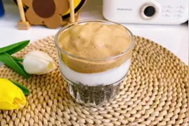 脂肪最怕的黑咖啡新喝法，提高代谢排宿便，一天一杯甩掉大肚腩视频封面